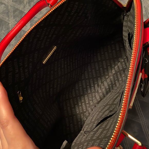 Steve Madden Tote - Picture 2 of 2